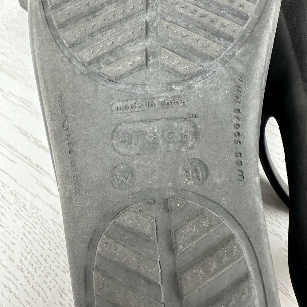 Crocs Hilga Wedge Cut Out Sandals Womens Size 11 Black Gray Comfort Strappy Shoe - Picture 6 of 6